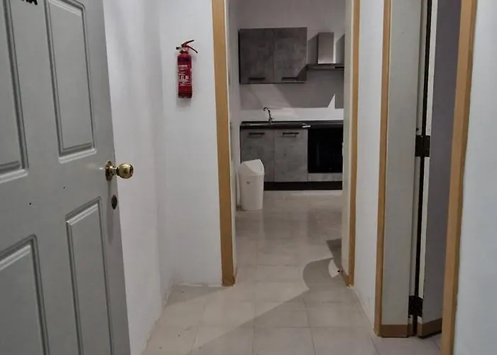 アパート Compact, Convenient 1br Flat *