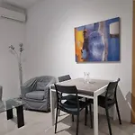 Apartmán Compact, Convenient 1br Flat *